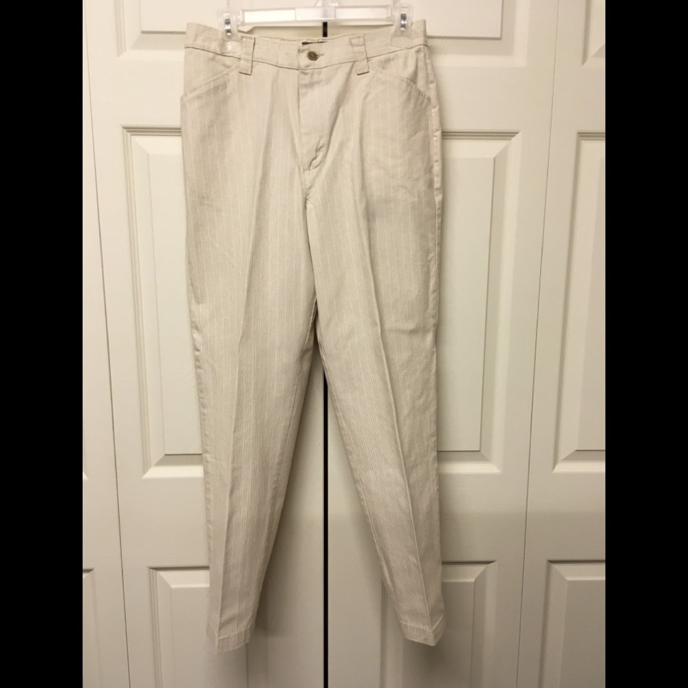 Cream and brown mini striped trousers.